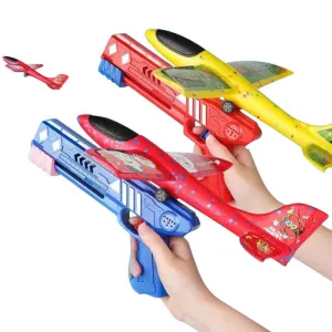 طائرة طرد من الرغوة للأطفال في الهواء الطلق . Kids Outdoor Foam Glider Launcher