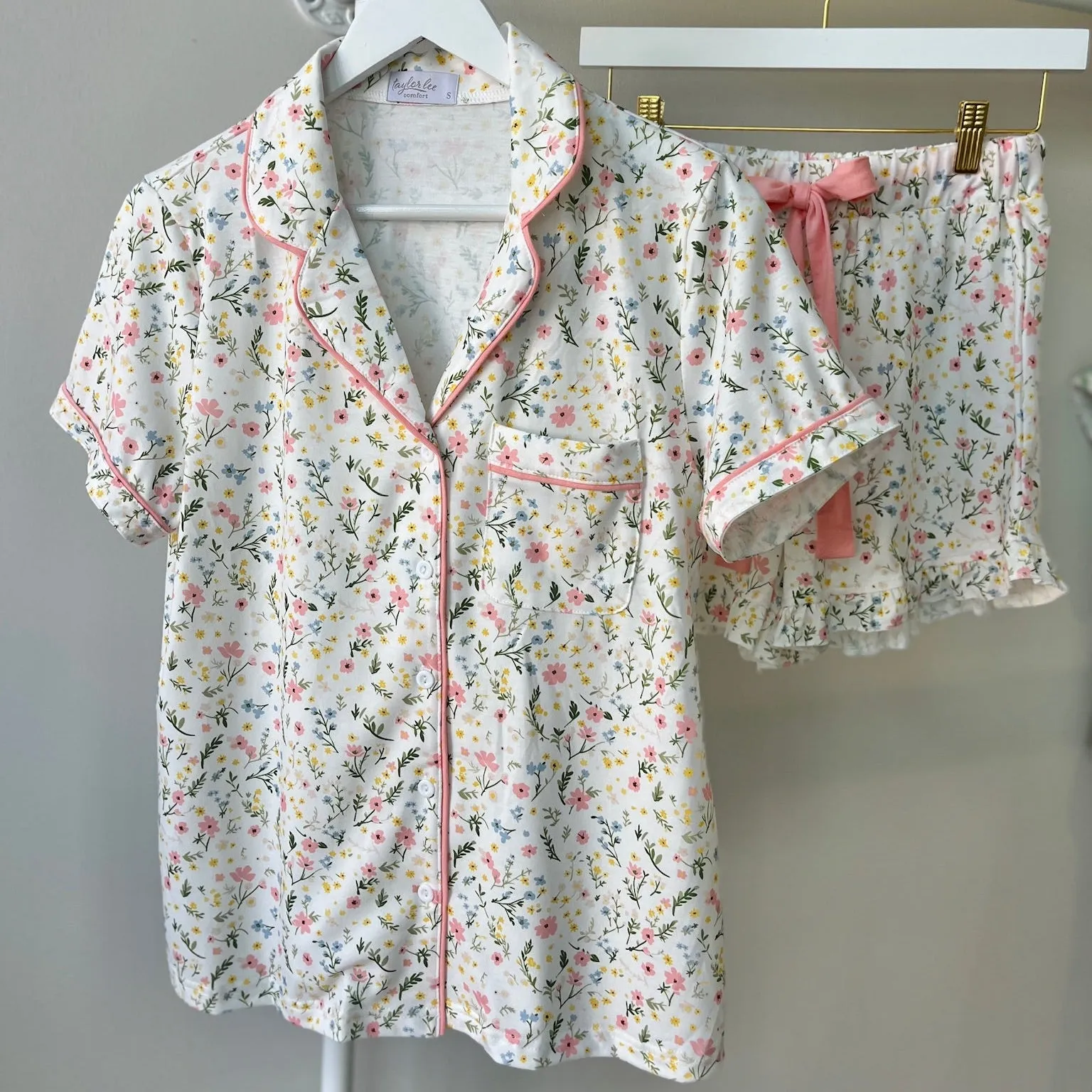 Floral Ruffled Shorts Pajama Set